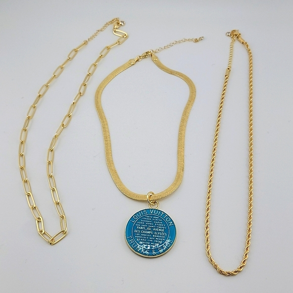 LV Trunks and Bags Zipper Pull Charm Teal Gold - Picture 7 of 8